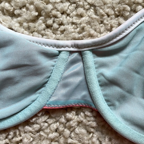 J.Crew nice pink bikini top - Picture 5 of 11